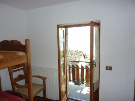 2. Schlafzimmer und Ausgang zum 2. Balkon mit Seesicht