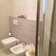 neues helles Badezimmer mit Dusche/WC