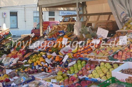 Markt Cannobio 